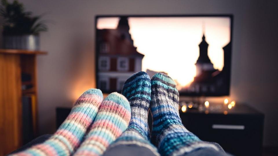 couples-fluffy-socks