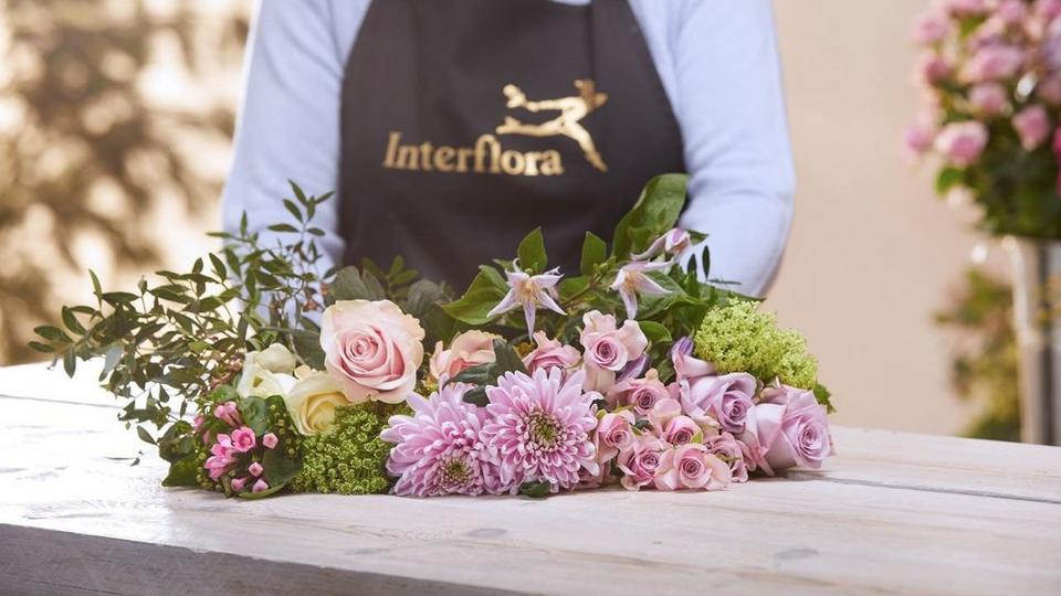Mothers-day-flowers-by-florist-1